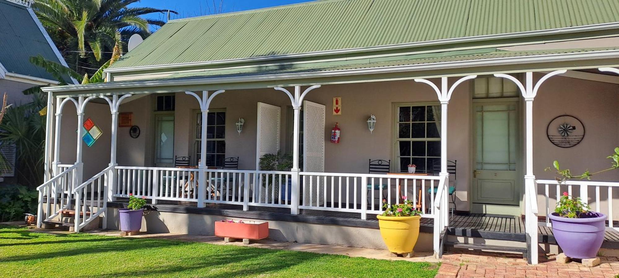 Housemartin Lodge & Self Catering De Rust Exterior photo
