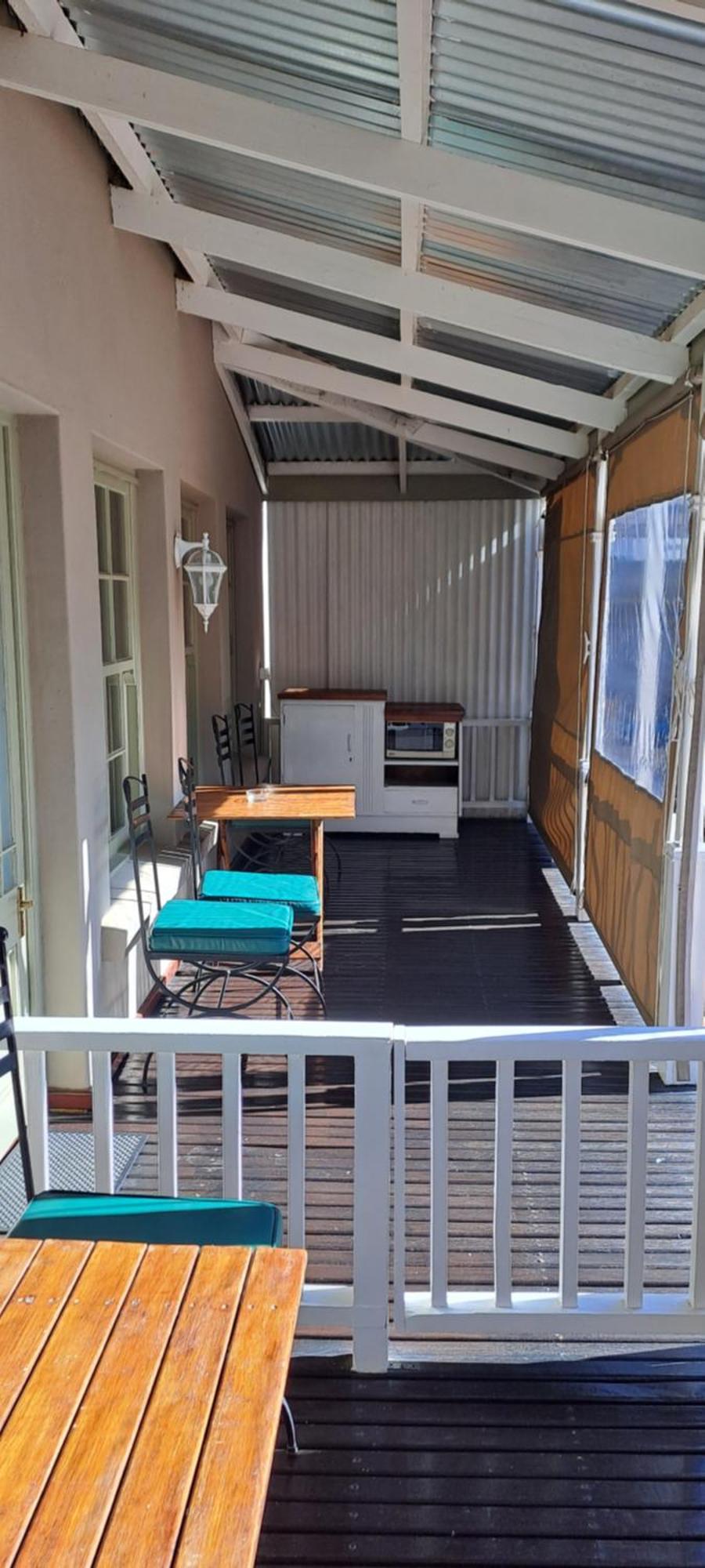 Housemartin Lodge & Self Catering De Rust Exterior photo